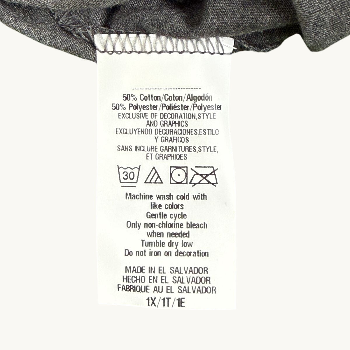 Camiseta de cuello de pico en gris jaspeado (tallas grandes)