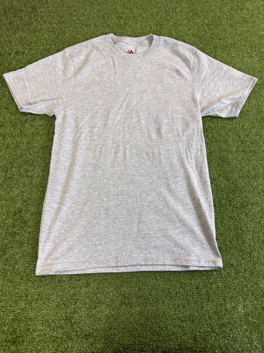 MR06 Adult Short Sleeve Tee