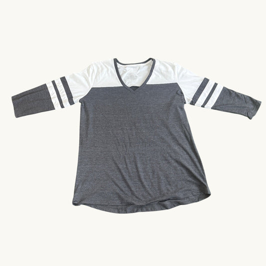 Heather Colorblock Three-Quarter Sleeve V-Neck Tee