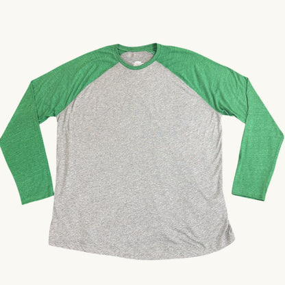 Camiseta raglán de manga larga de corte atlético