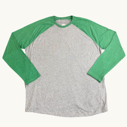 Camiseta raglán de manga larga de corte atlético