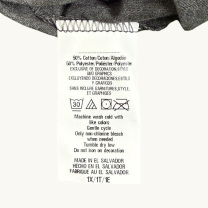 Camiseta de manga corta con cuello en V sin adornos (tallas grandes)