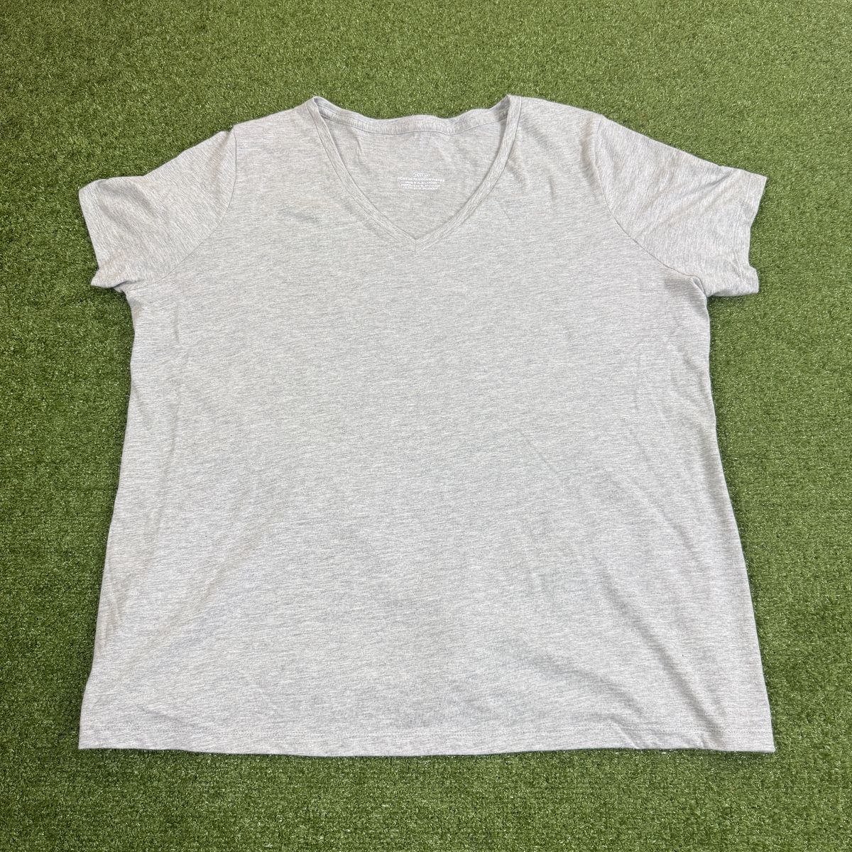 Short Sleeve V-Neck Tee – Extended Sizes