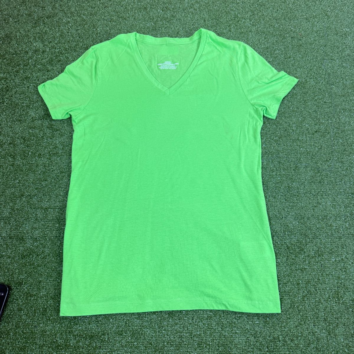 Item 2940-325 Short Sleeve V-Neck Tee