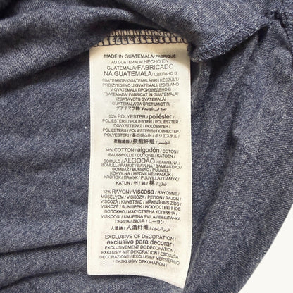 Camiseta de manga tres cuartos y cuello de pico