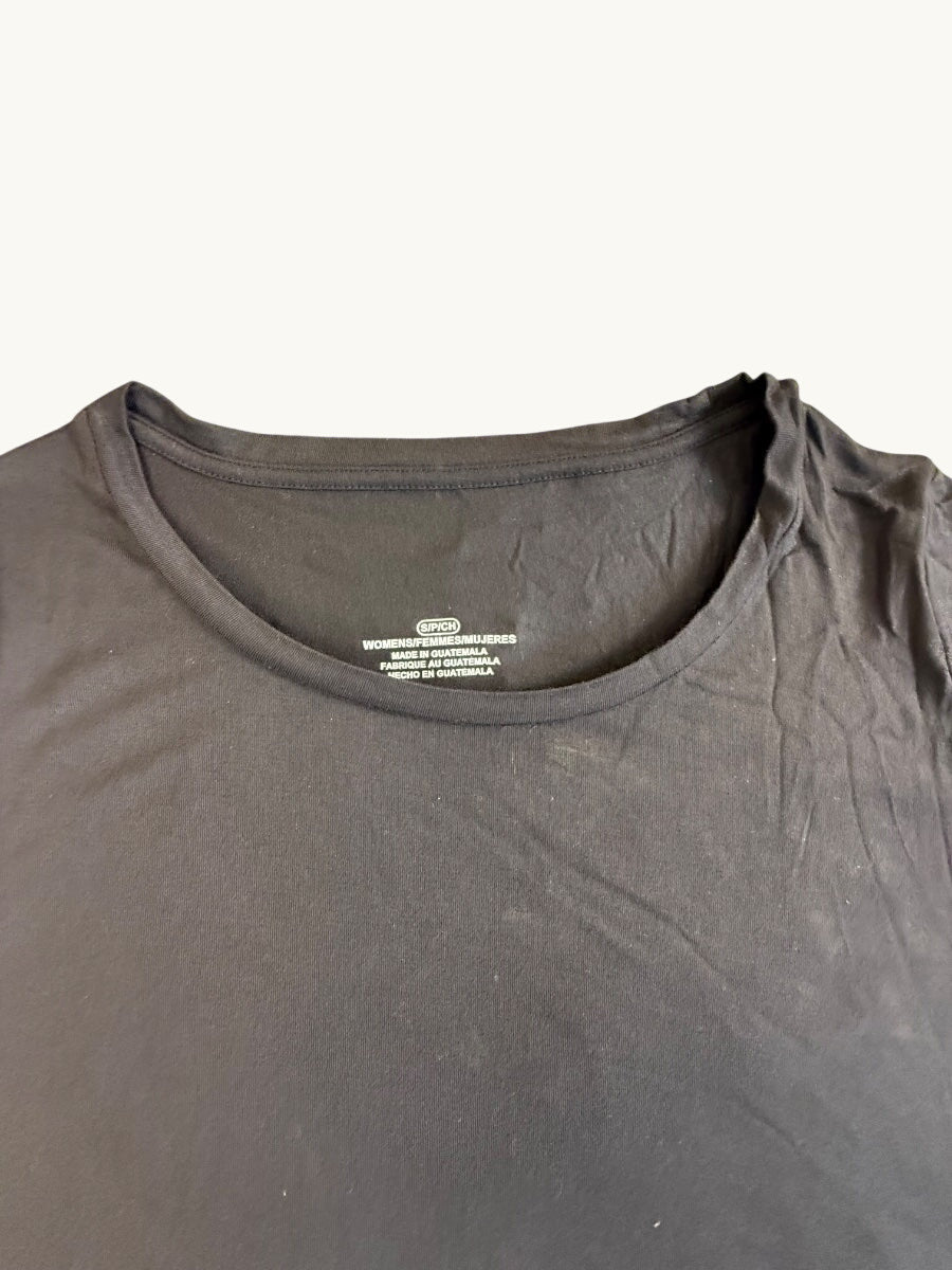 Camiseta sin adornos de manga corta con cuello abierto y corte holgado para mujer