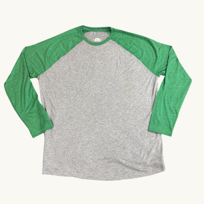 Camiseta raglán de manga larga de corte atlético