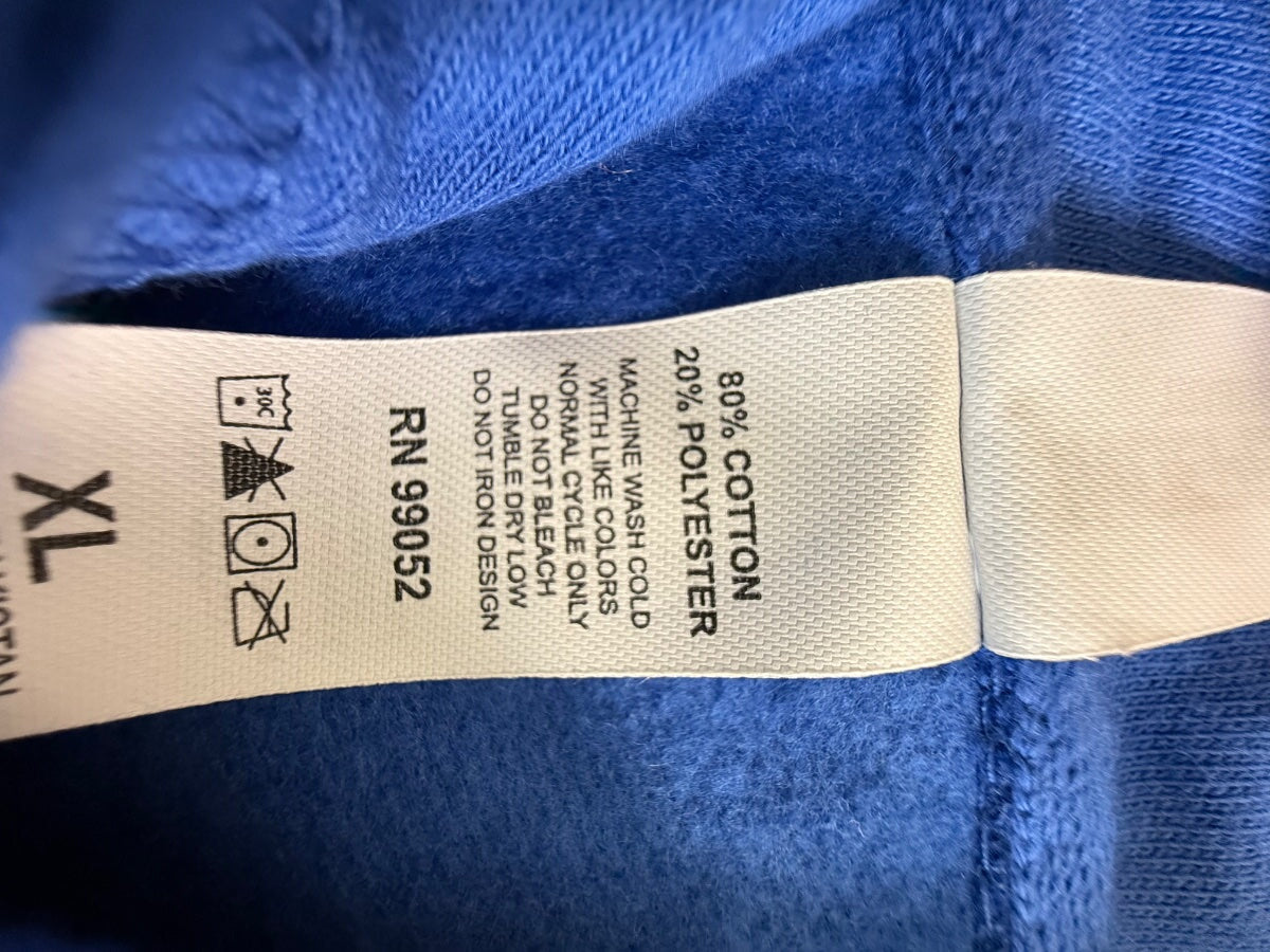 Sudadera con capucha y cordón ajustable